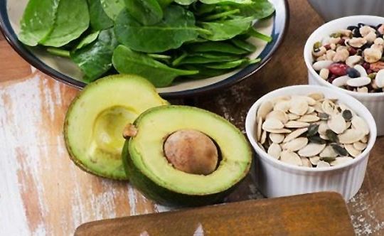 4-ways-spinach-helps-manage-your-acidity