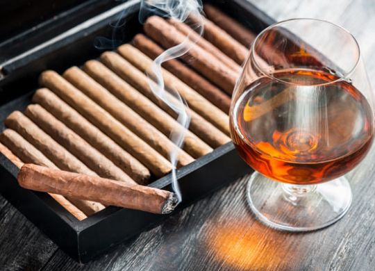 craving-for-alcohol-smoking