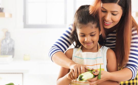 mother-child-featured