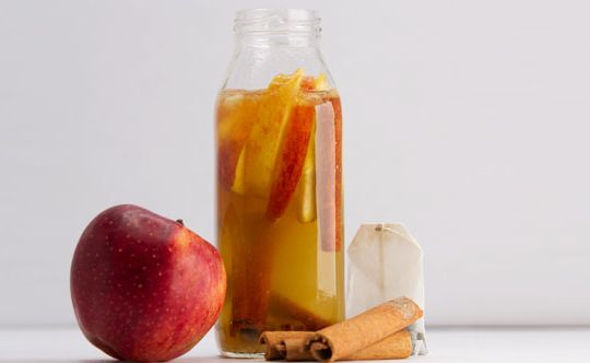 Cinnamon-Green-Tea-Tox-water