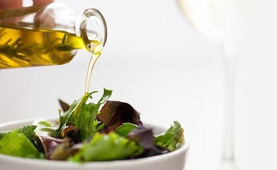 olive-oils-salad-dressing